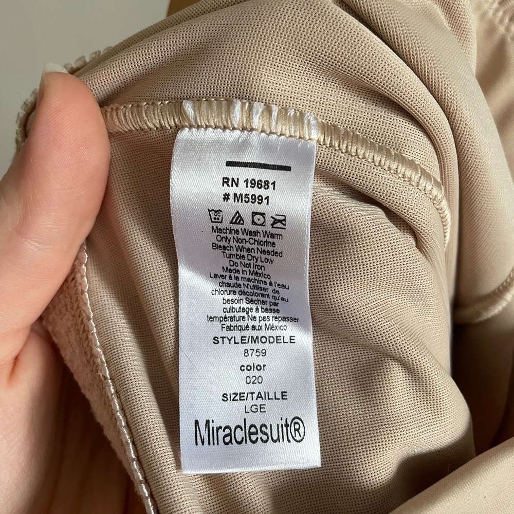 Miraclesuit Beige Shaping Shorts Undergarment Size Medium - Picture 6 of 7